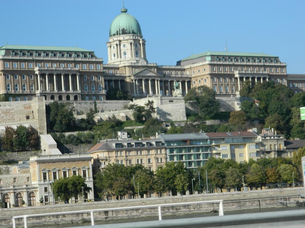 Ferienwohnung Detty Apartman Budapest Exterior foto